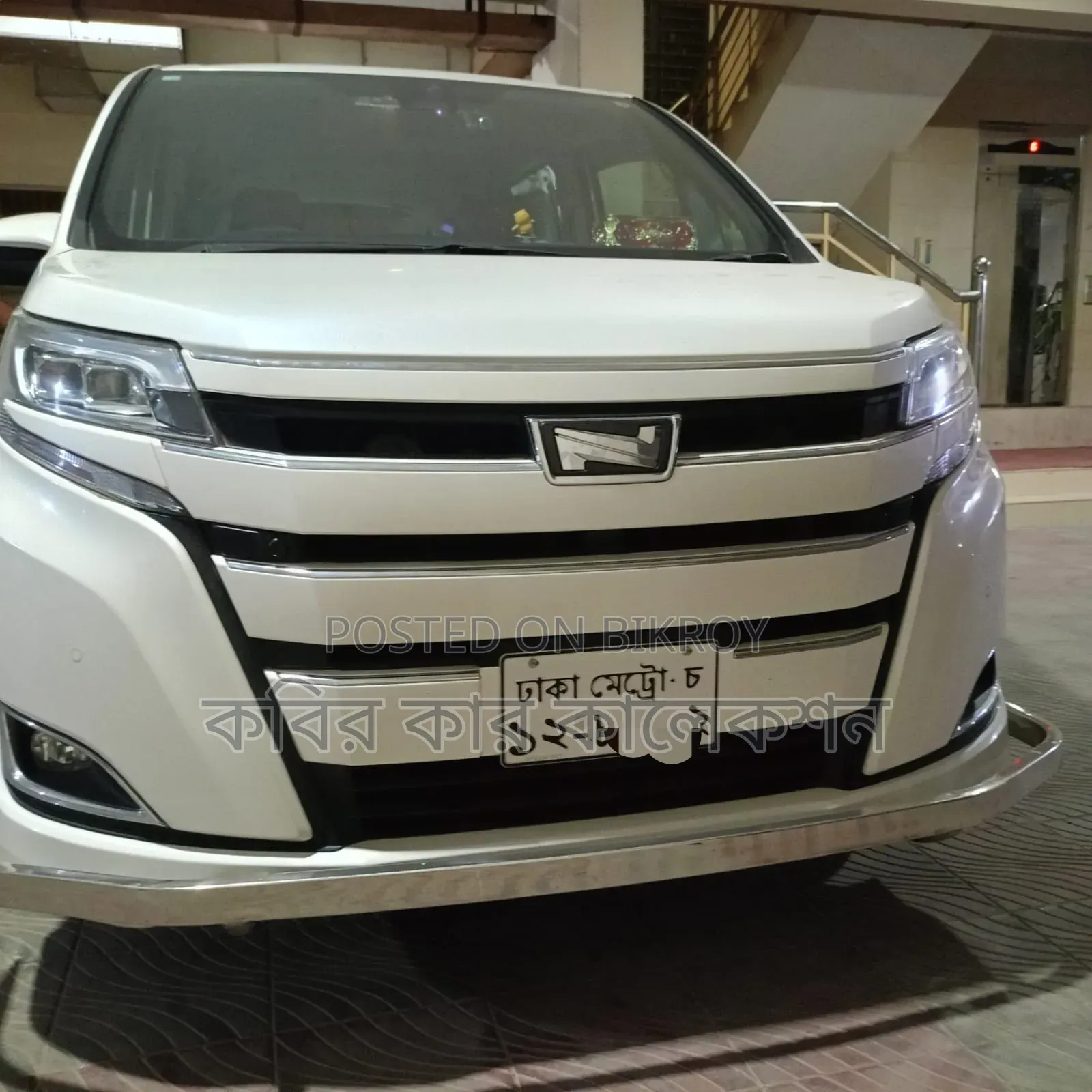 Toyota Noah 2019 Pearl