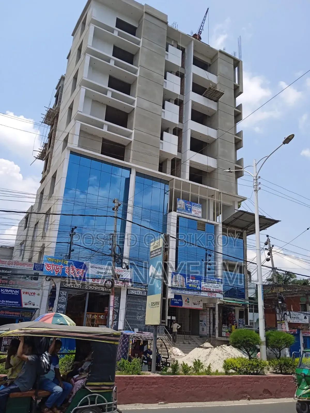 খুলনার প্রাণকেন্দ্রে ২০০০ স্কয়ার ফিট কমার্শিয়াল স্পেস ভাড়া হবে