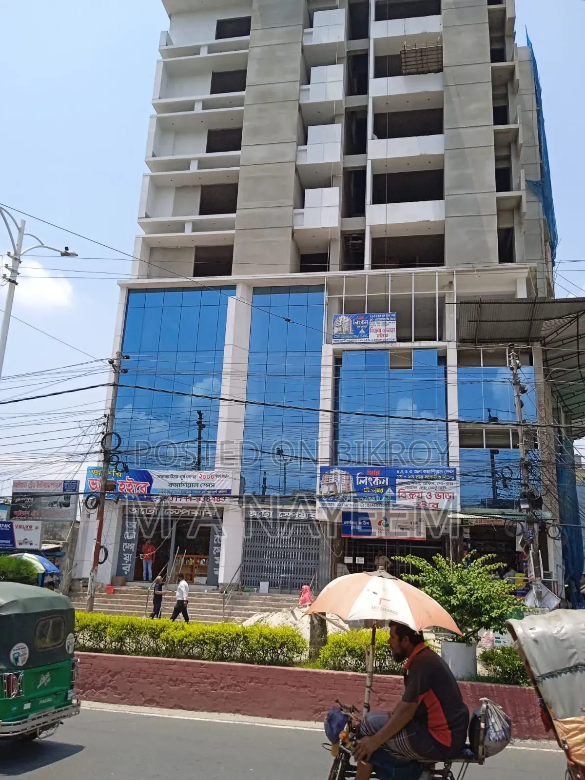 খুলনার প্রাণকেন্দ্রে ২০০০ স্কয়ার ফিট কমার্শিয়াল স্পেস ভাড়া হবে