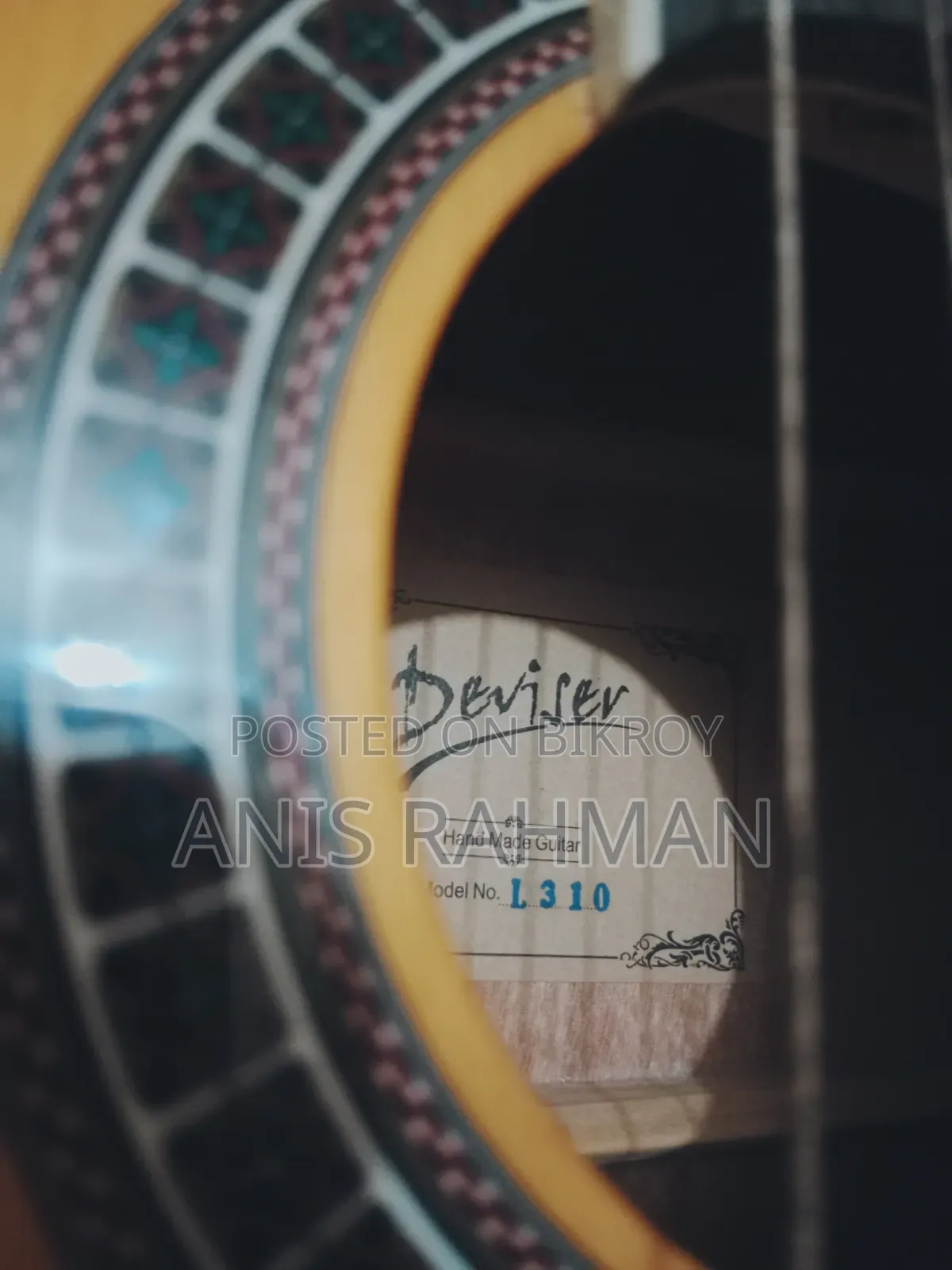 Deviser Classical Guitar.