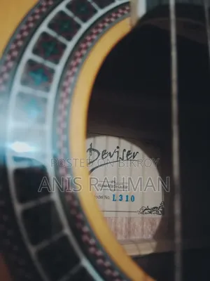 Deviser Classical Guitar.