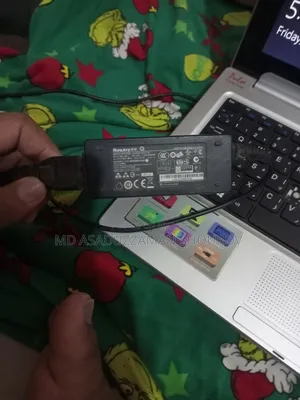 Laptop 2GB Intel Celeron SSD 32GB