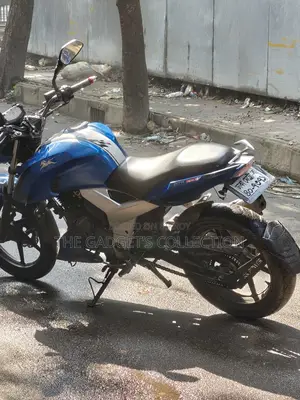 TVS Apache RTR 160 4V 2020 Blue