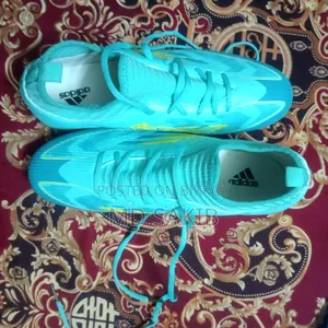 Adidas F50 Premium Quality – Fiber Body & Stitched Spikes – 100% New