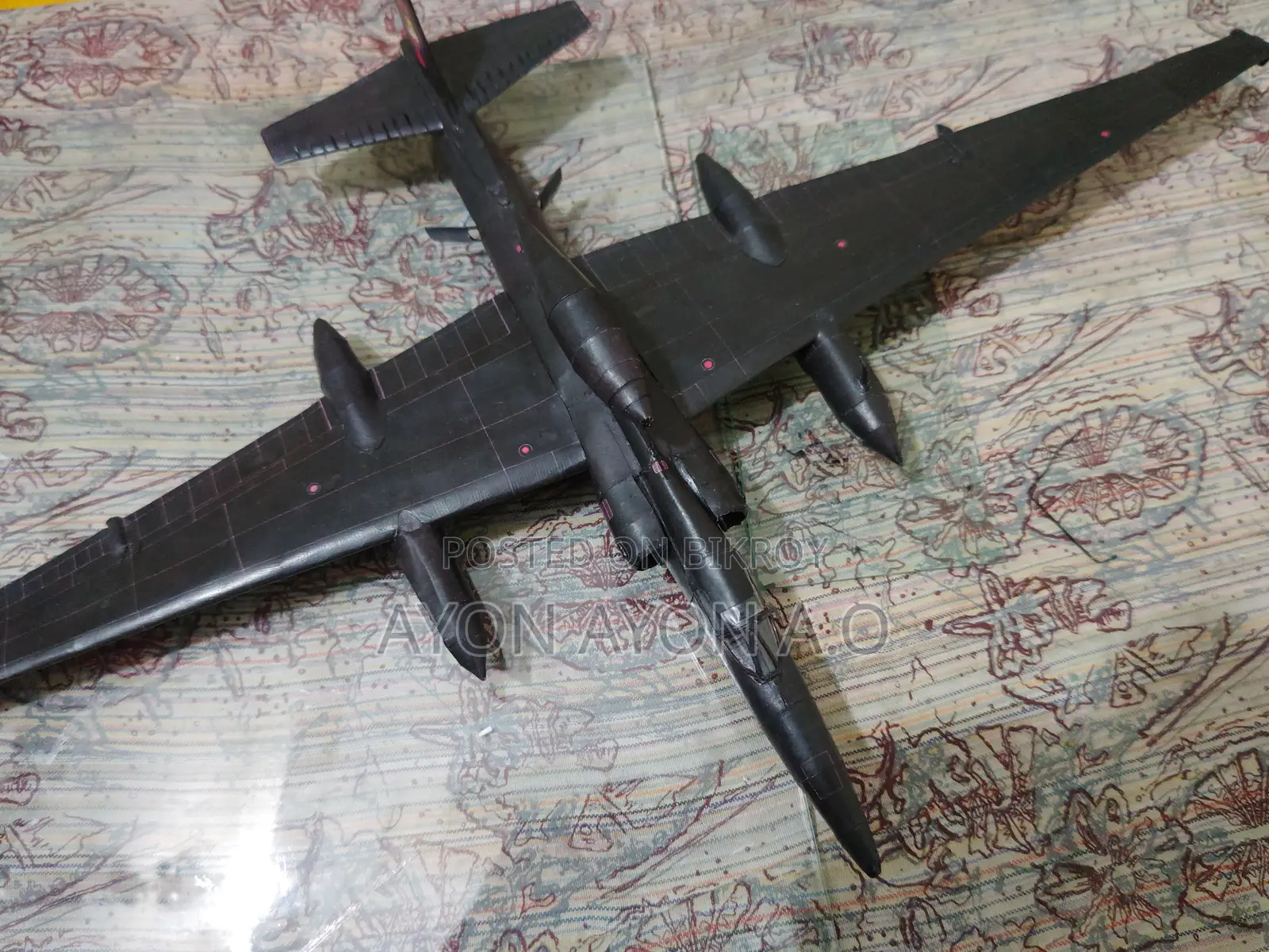 Large U-2R Dragon Lady Scale Model Plane