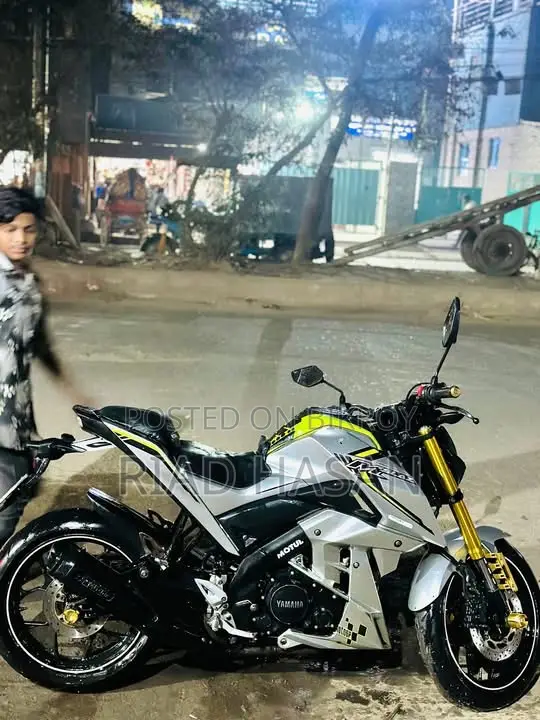 Yamaha 2016 Silver