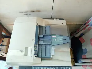 Photo Copy Machine 282