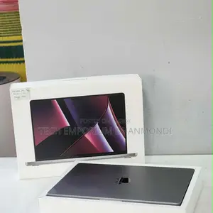 Laptop Apple MacBook Pro Max 2023 M2 14-Inch 32GB Apple M2 SSD 1T