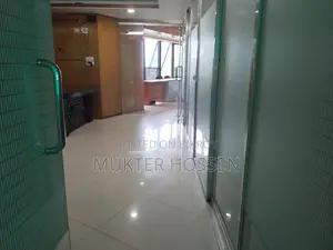জরুরি ভিত্তিতে অফিস রুম ভাড়া হবে