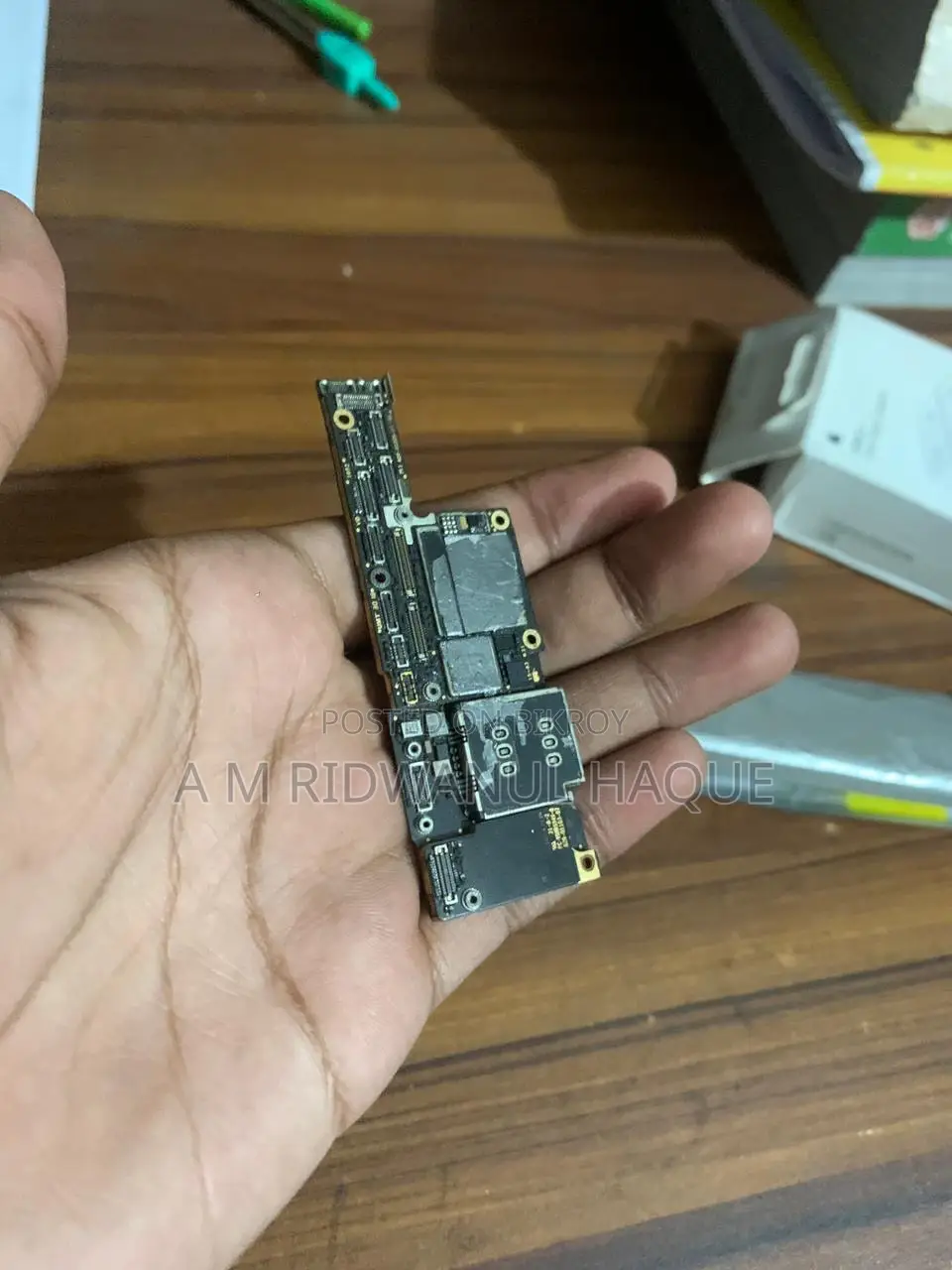 আইফোন Xs Max (৬৪ জিবি)