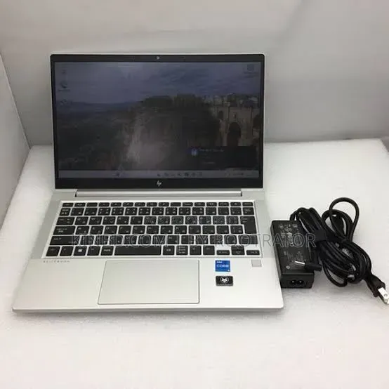 Laptop HP EliteBook 655 G9 8GB Intel Core I3 SSD 256GB