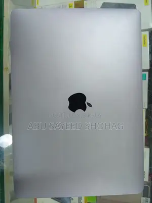 Laptop Apple MacBook Pro 2022 M2 8GB Apple M2 SSD 256GB