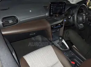 Toyota Yaris Cross 2021 Black