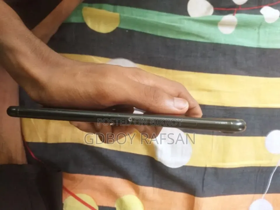 অ্যাপল আইফোন ৭ প্লাস ৩২ জিবি ব্ল্যাক
