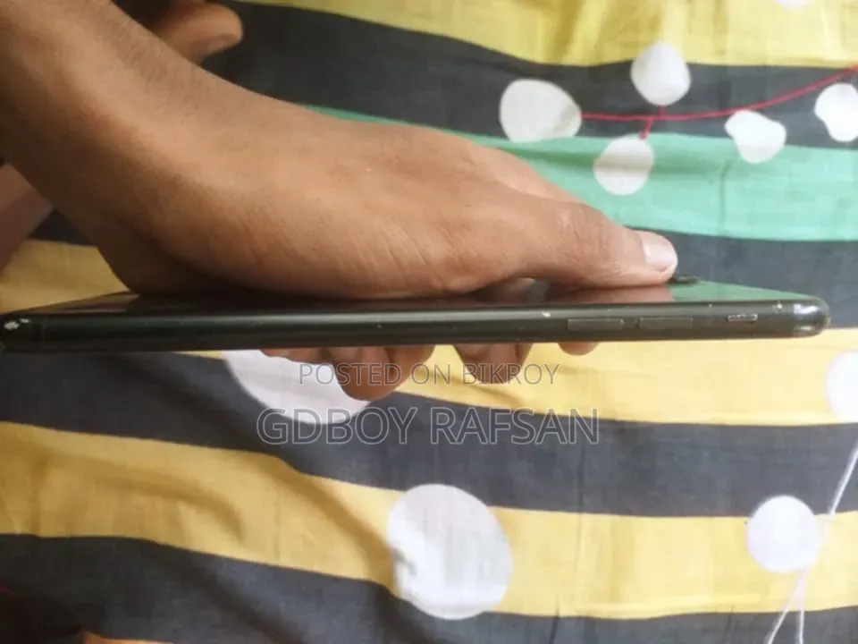 অ্যাপল আইফোন ৭ প্লাস ৩২ জিবি ব্ল্যাক