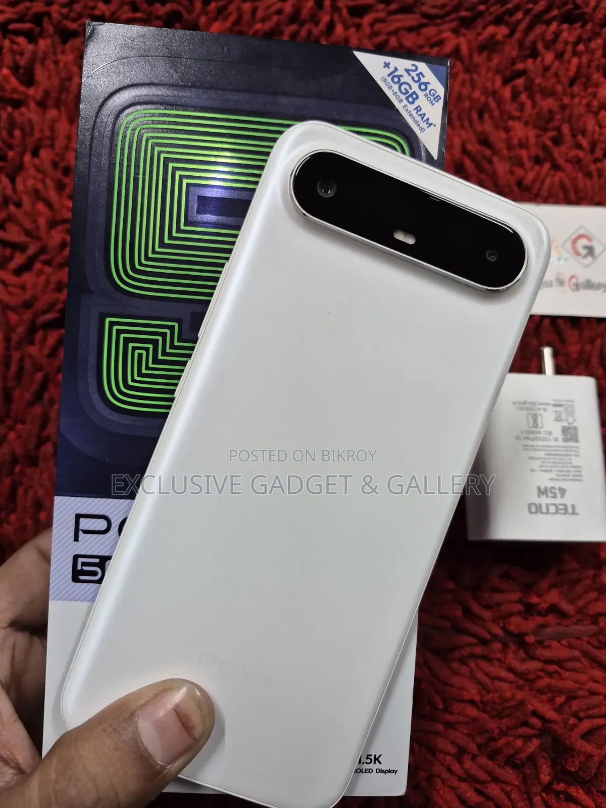 টেকনো ২৫৬ জিবি সাদা