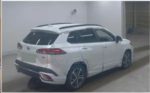 Toyota Corolla Cross 2021 Pearl