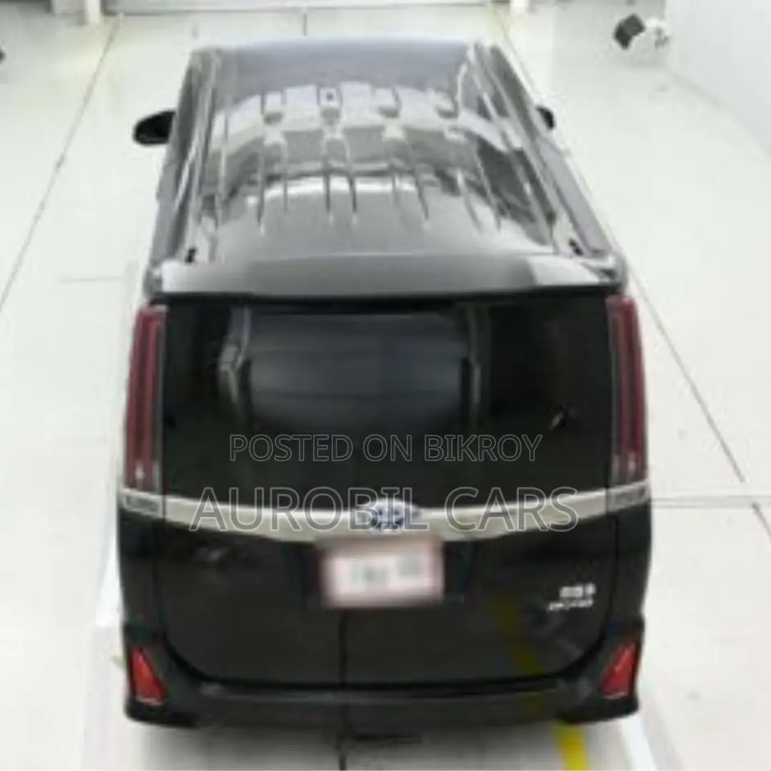 Toyota Noah 2021 Black