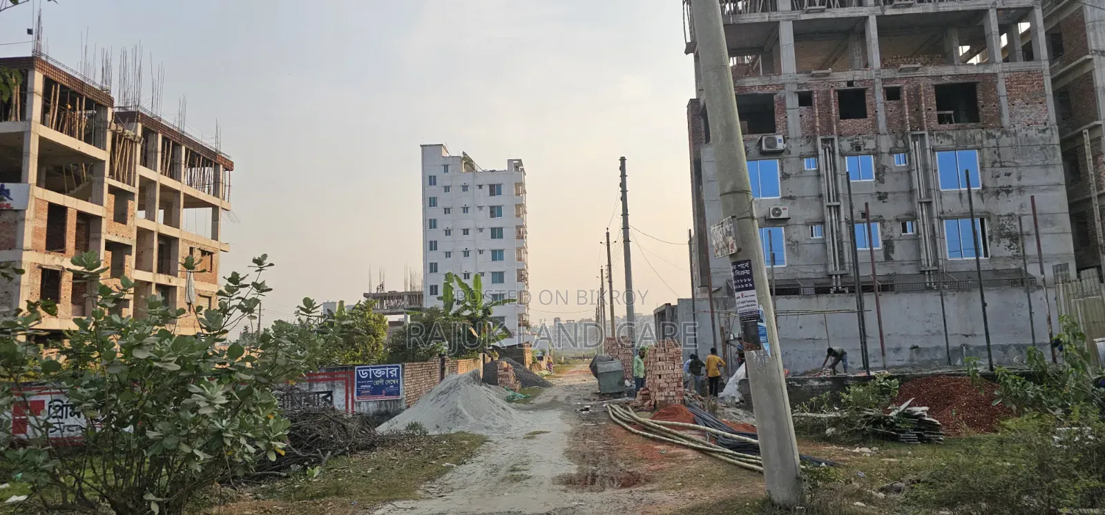 প্লট বিক্রি হবে দক্ষিণ মুখী ৩০ ফিট