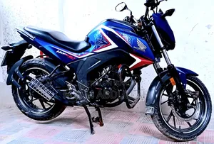 Honda Hornet 2022 Green