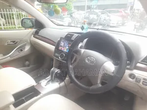 Toyota Premio 2012 Silver