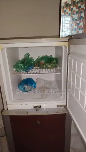ফ্রিজ বিক্রয় করা হবে (Urgent)