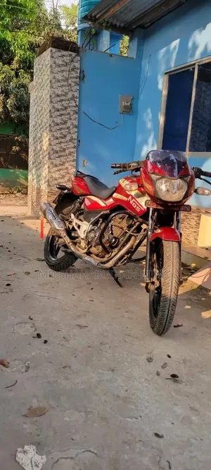 Bajaj Pulsar 150 2012 Red