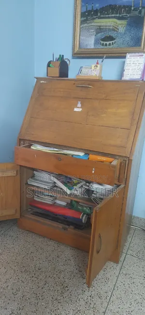 Reading Table