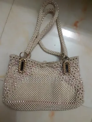 লেডিস পুতির হ্যান্ড ব্যাগ
