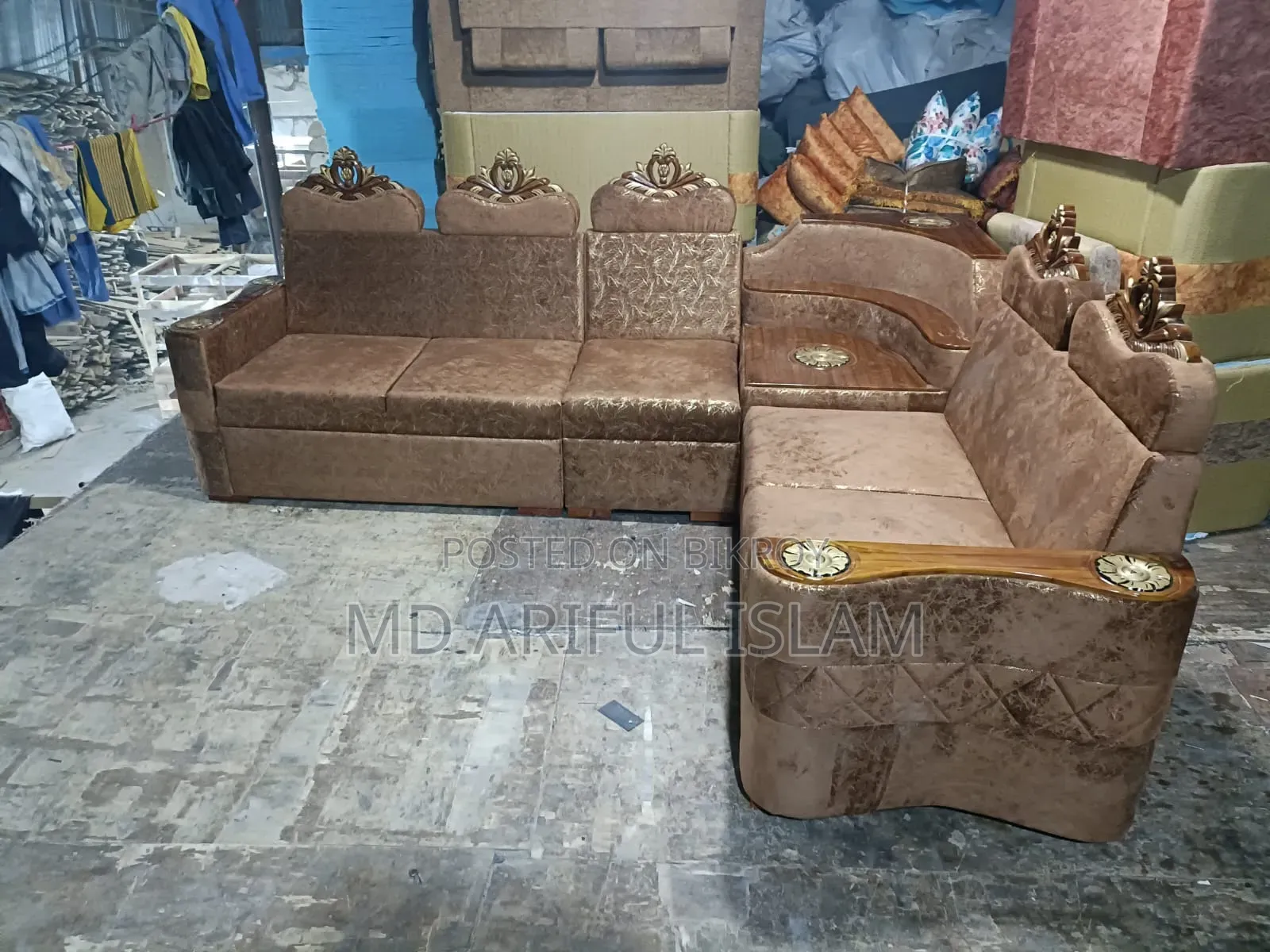 Get Eye-Catching Sofas at Wholesale Prices Directly from Our Factory