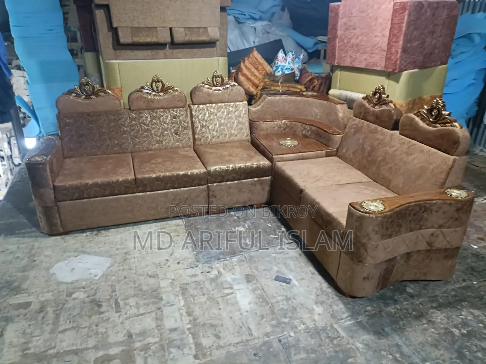 Get Eye-Catching Sofas at Wholesale Prices Directly from Our Factory