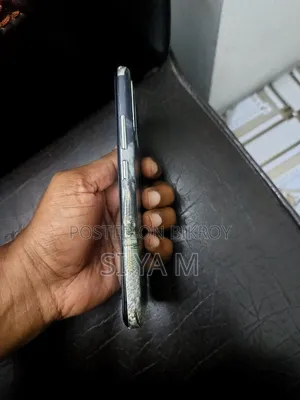 Vivo Y17 64 GB Gray