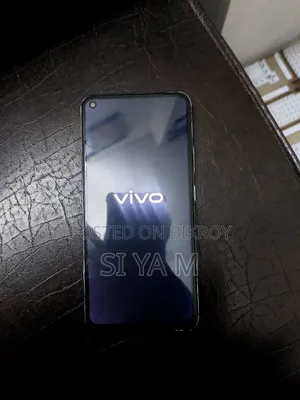 Vivo Y17 64 GB Gray