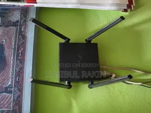 Tp-Link Archer Ac1200 Dual Band Router for Sale - Used for 4 Months