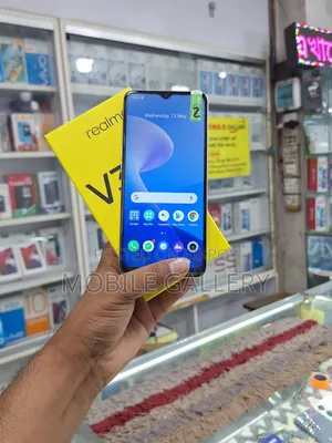 নতুন Realme V30 ১২৮ জিবি