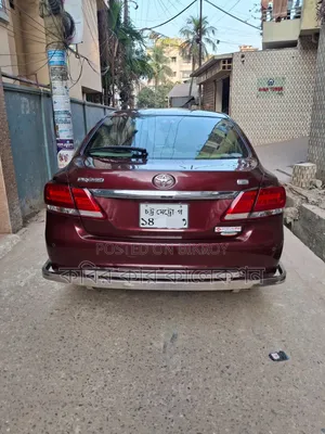 টয়োটা প্রিমিয়ো ২০১৮ মেরুন