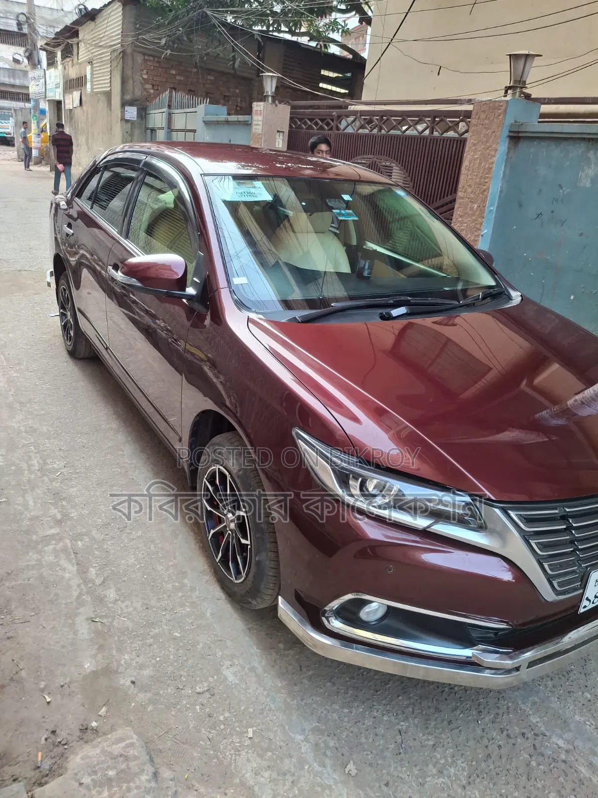 টয়োটা প্রিমিয়ো ২০১৮ মেরুন