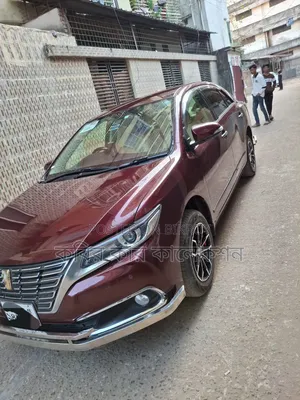 টয়োটা প্রিমিয়ো ২০১৮ মেরুন