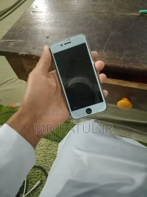 Apple iPhone 6s 32 GB White