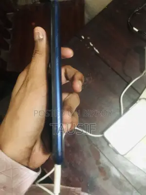 Samsung Galaxy M10 32 GB Blue