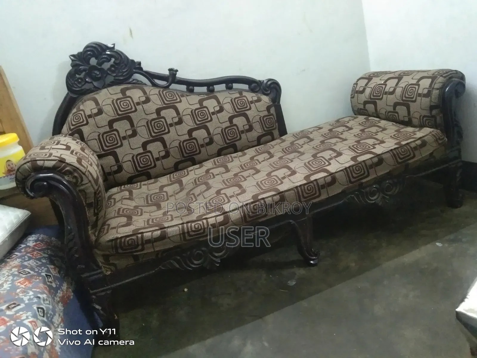 Divan Bed (Sagun Kath)