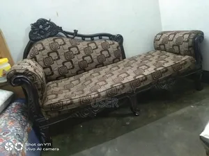 Divan Bed (Sagun Kath)