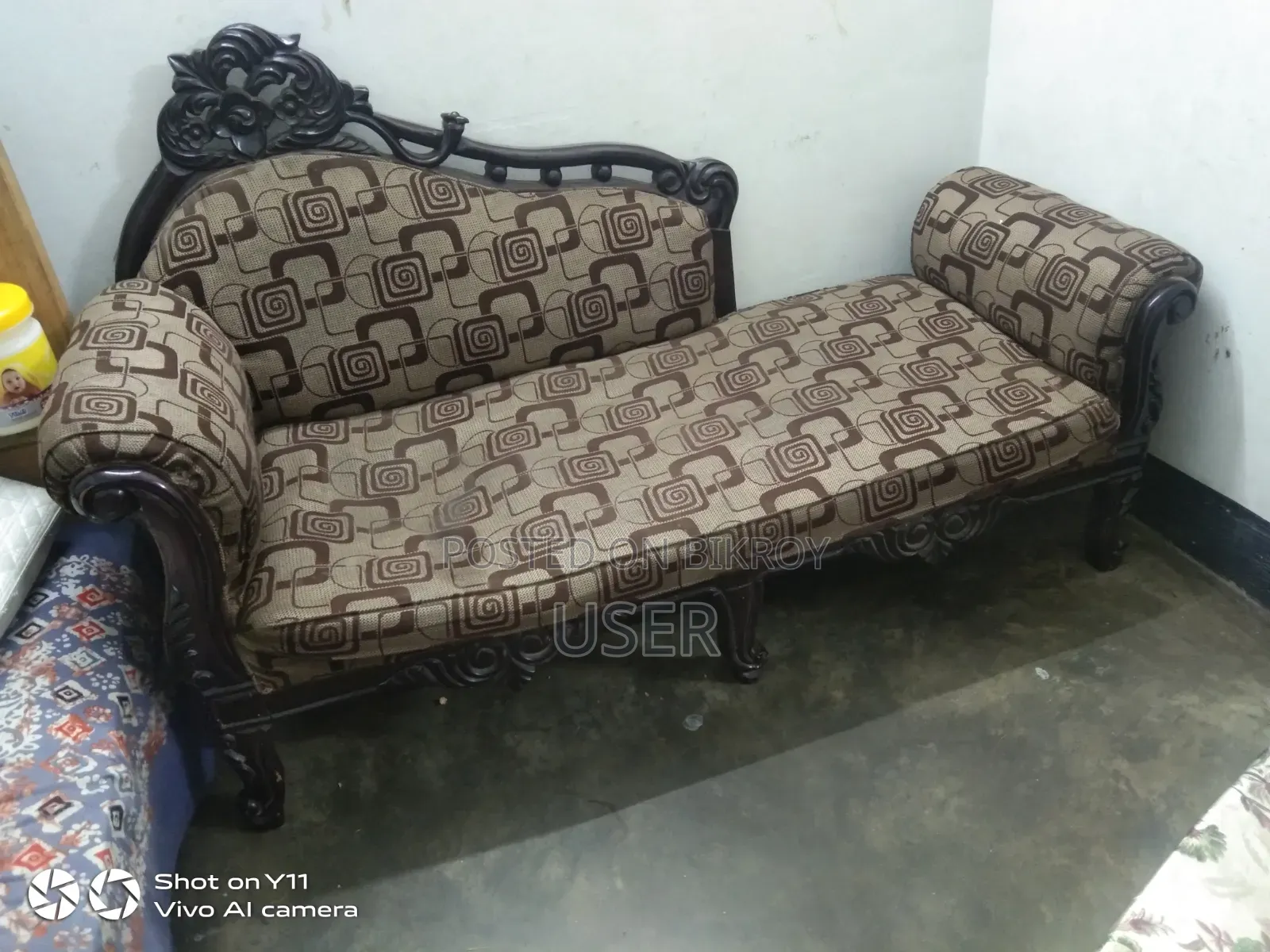 Divan Bed (Sagun Kath)