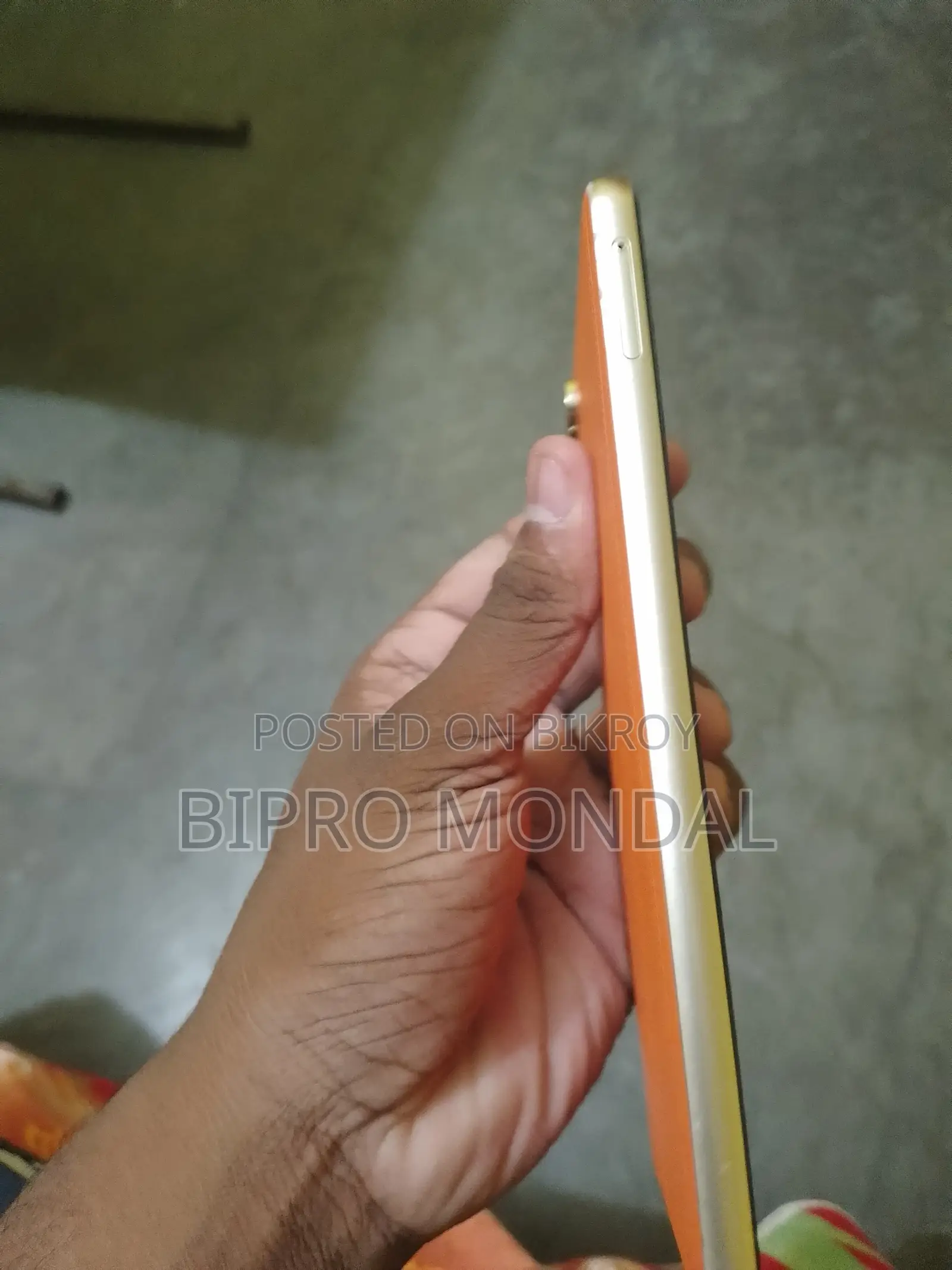 Samsung Galaxy F55 128 GB Orange