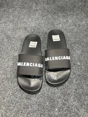Trendy & Comfortable Men’s Slides