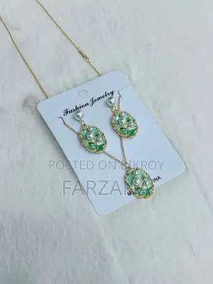 Gorgeous Regularly Wear Neckpiece With Earrings