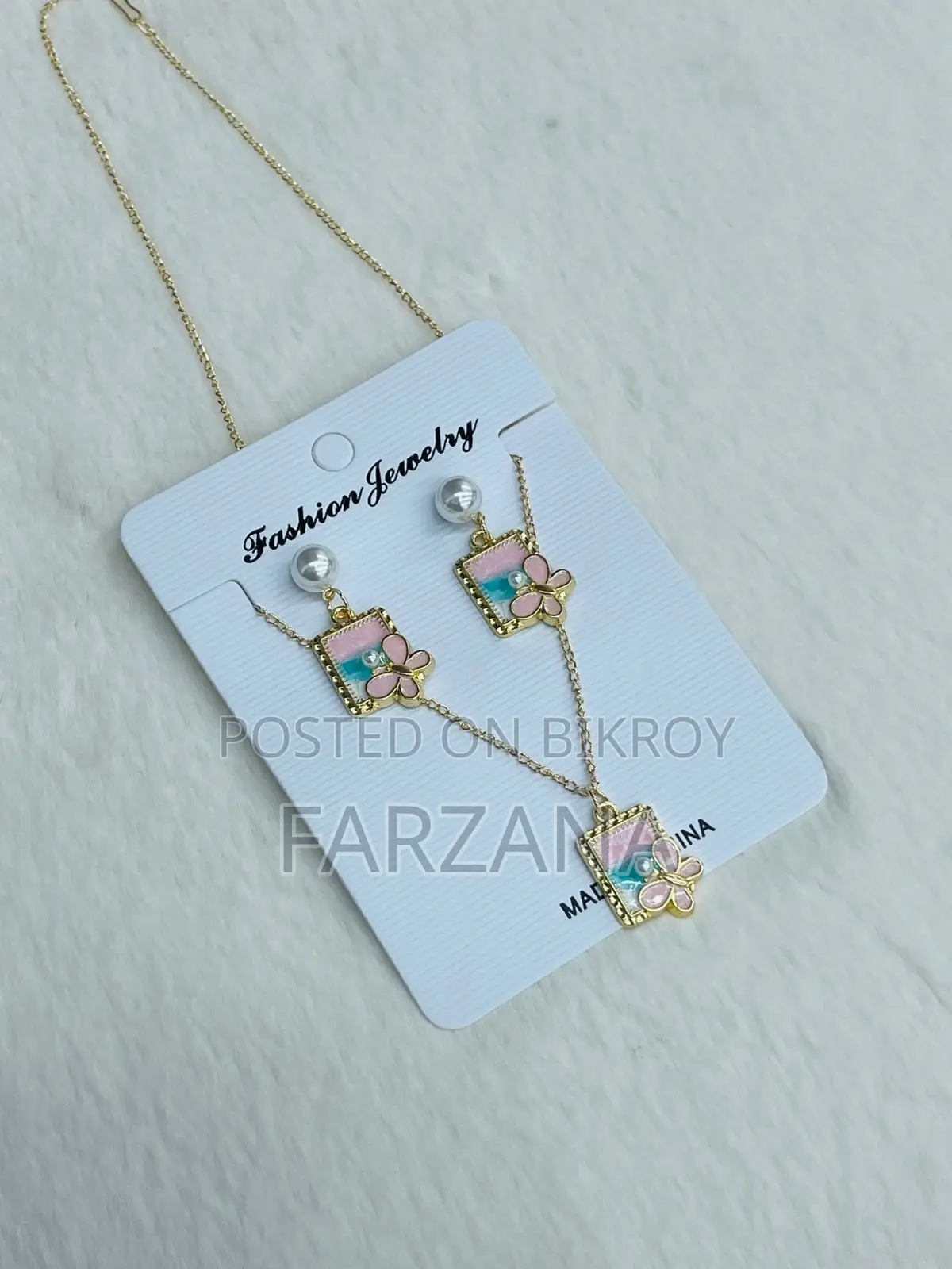 Gorgeous Regularly Wear Neckpiece With Earrings