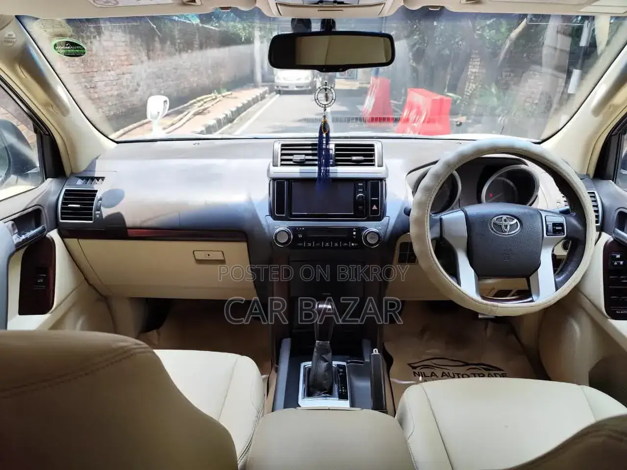 Toyota Land Cruiser Prado 2.7 2017 Pearl