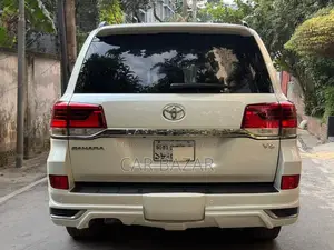 Toyota Land Cruiser 4.5 V8 VXR 2019 Pearl