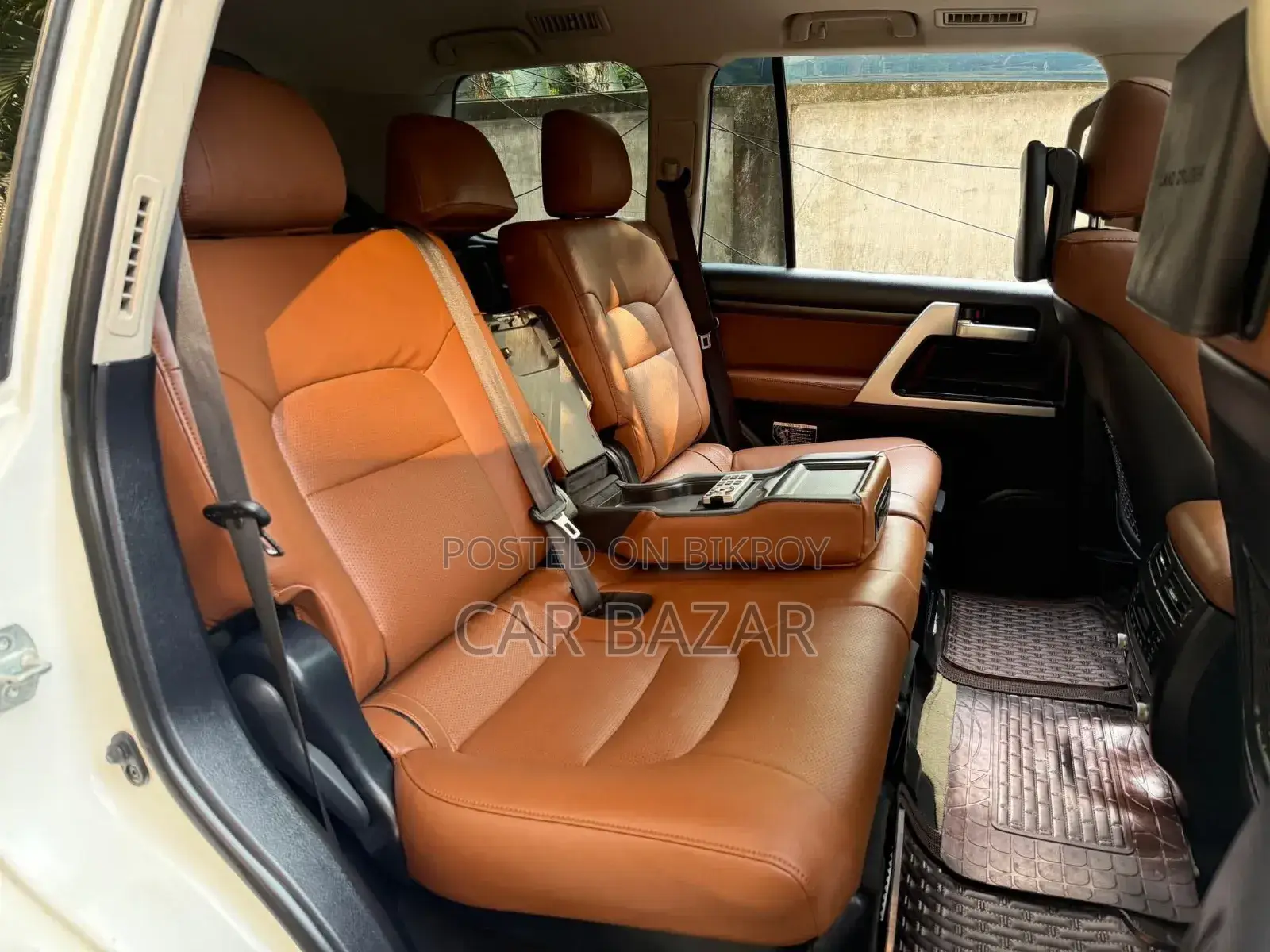 Toyota Land Cruiser 4.5 V8 VXR 2019 Pearl